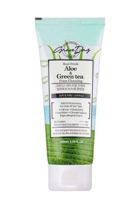 Aloe Vera Ve Yeşil Çay Ile Nazik Temizleyici Köpük Aloe Green Tea Foam Cleanser - 1